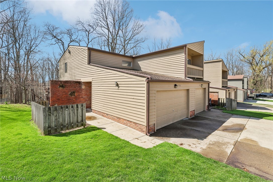126 Kimrose Lane Broadview Heights OH 44147