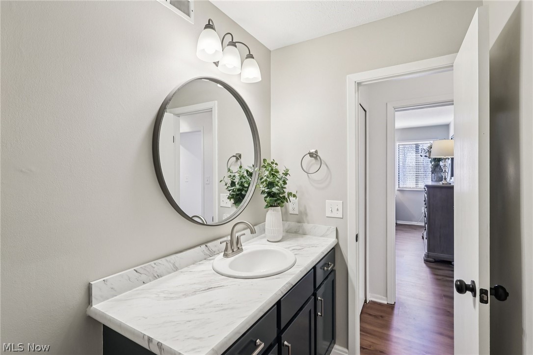 126 Kimrose Lane Broadview Heights OH 44147