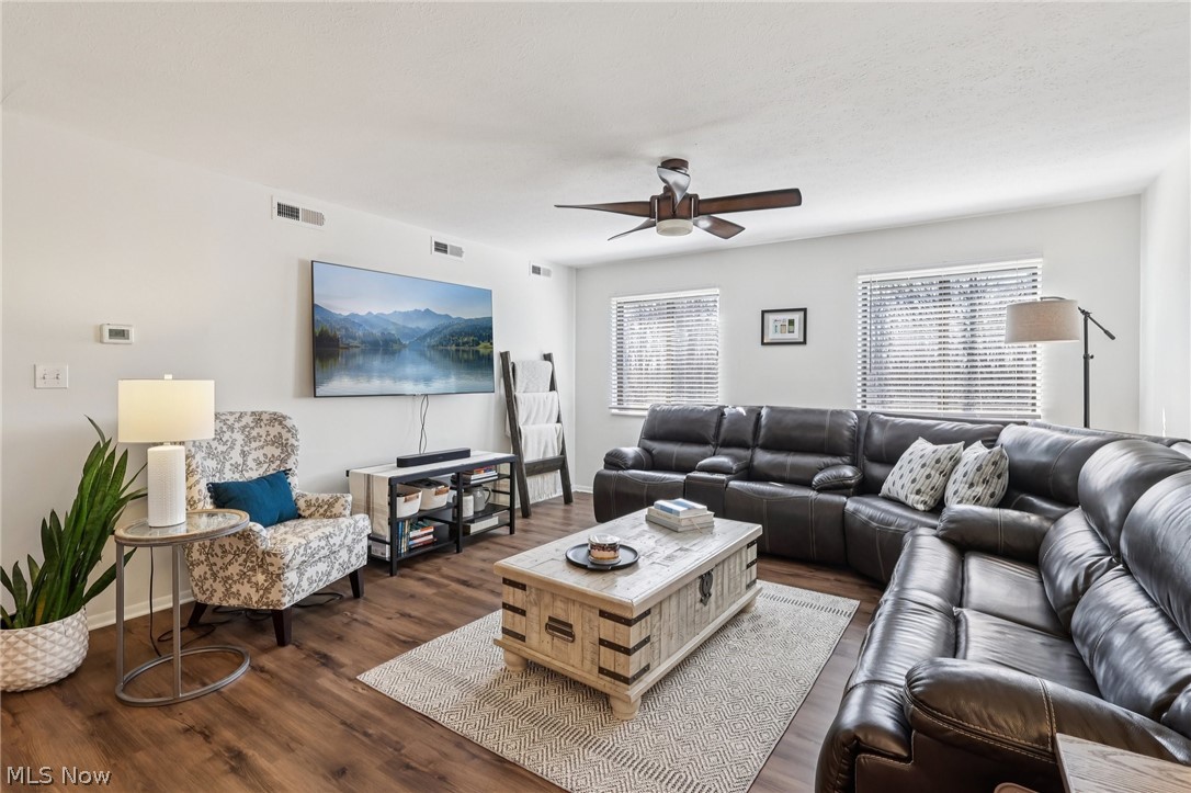 126 Kimrose Lane Broadview Heights OH 44147
