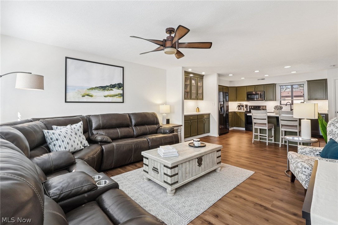 126 Kimrose Lane Broadview Heights OH 44147