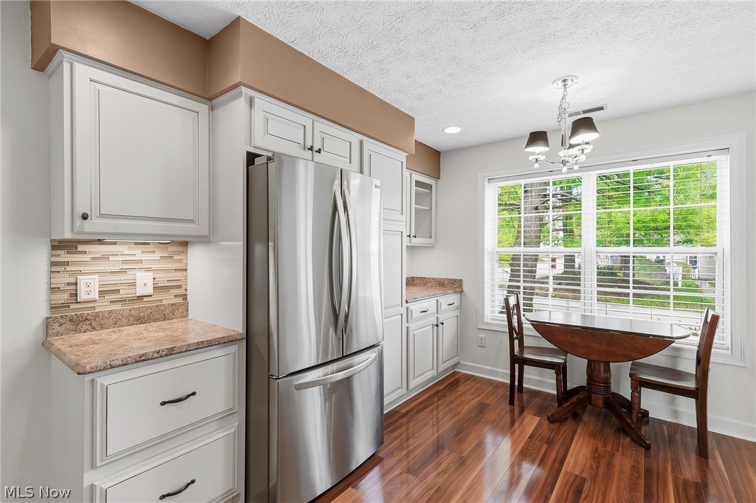 889 Lynnhaven Lane Akron OH 44313