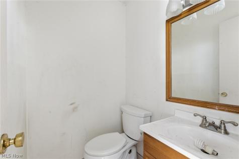 9966 Magnolia Drive Olmsted Falls OH 44138
