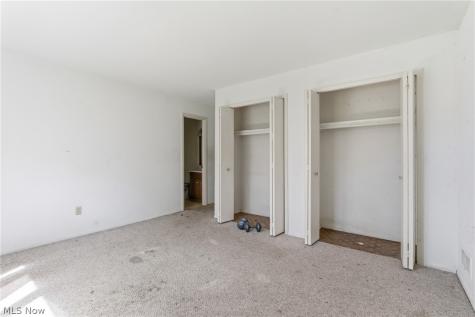 9966 Magnolia Drive Olmsted Falls OH 44138