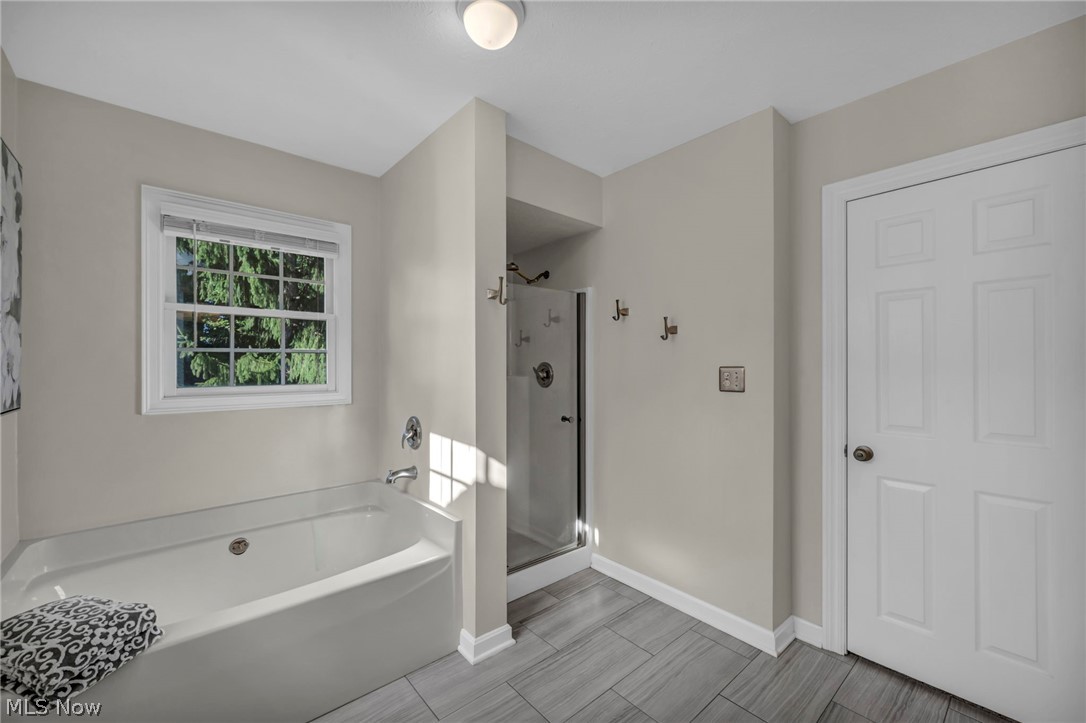 1715 Jonathans Broadview Heights OH 44147