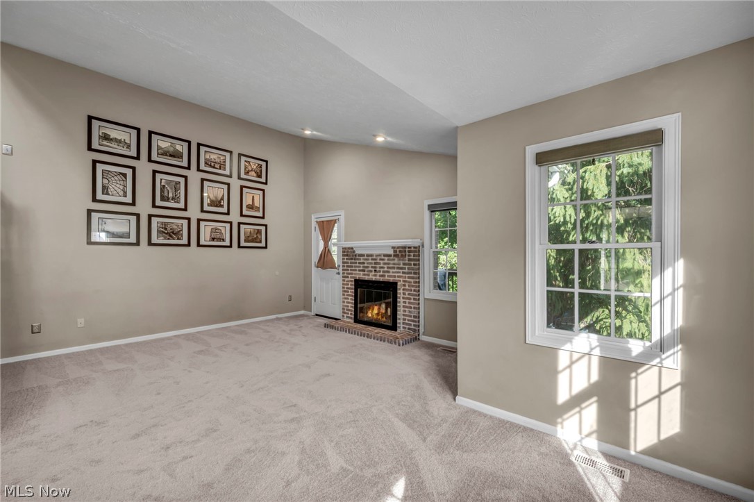 1715 Jonathans Broadview Heights OH 44147
