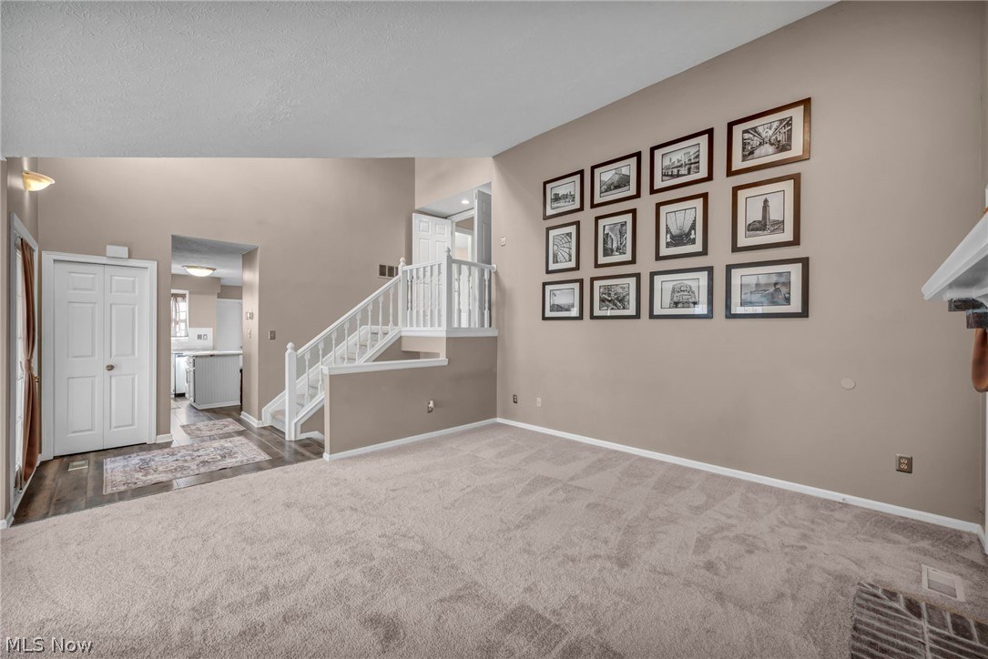 1715 Jonathans Broadview Heights OH 44147