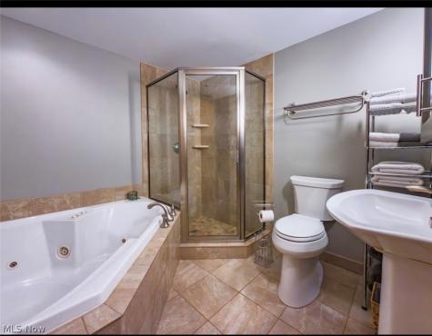 701 W Lakeside Avenue Cleveland OH 44113