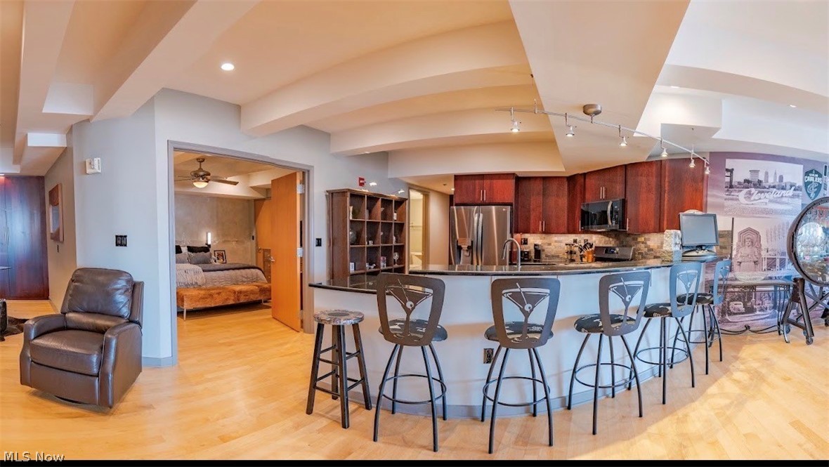 701 W Lakeside Avenue Cleveland OH 44113