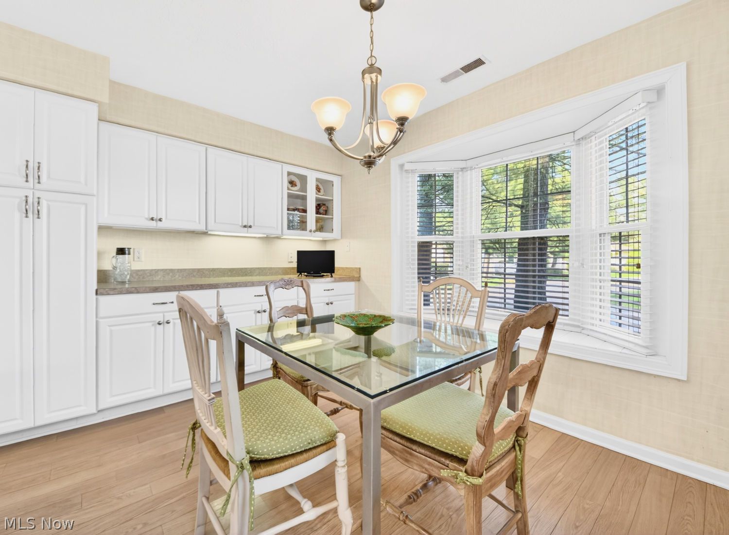 2062 Bretton Place Akron OH 44313