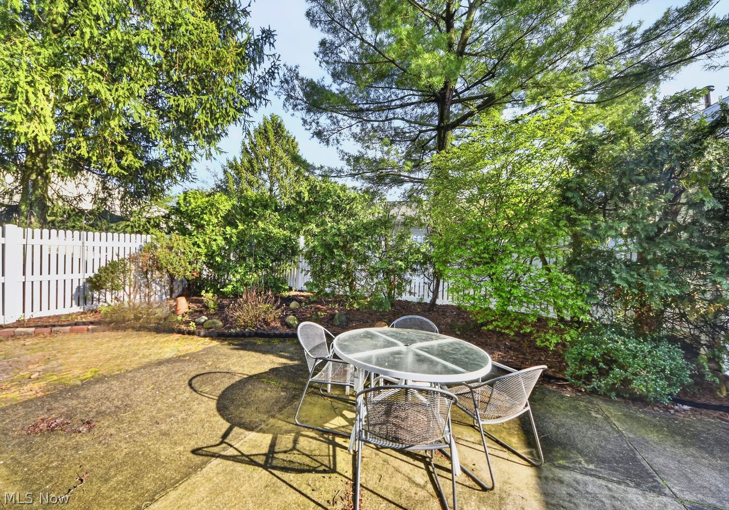 2062 Bretton Place Akron OH 44313