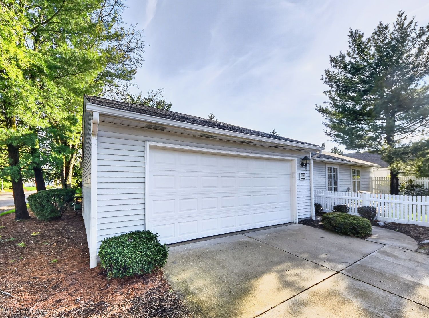 2062 Bretton Place Akron OH 44313