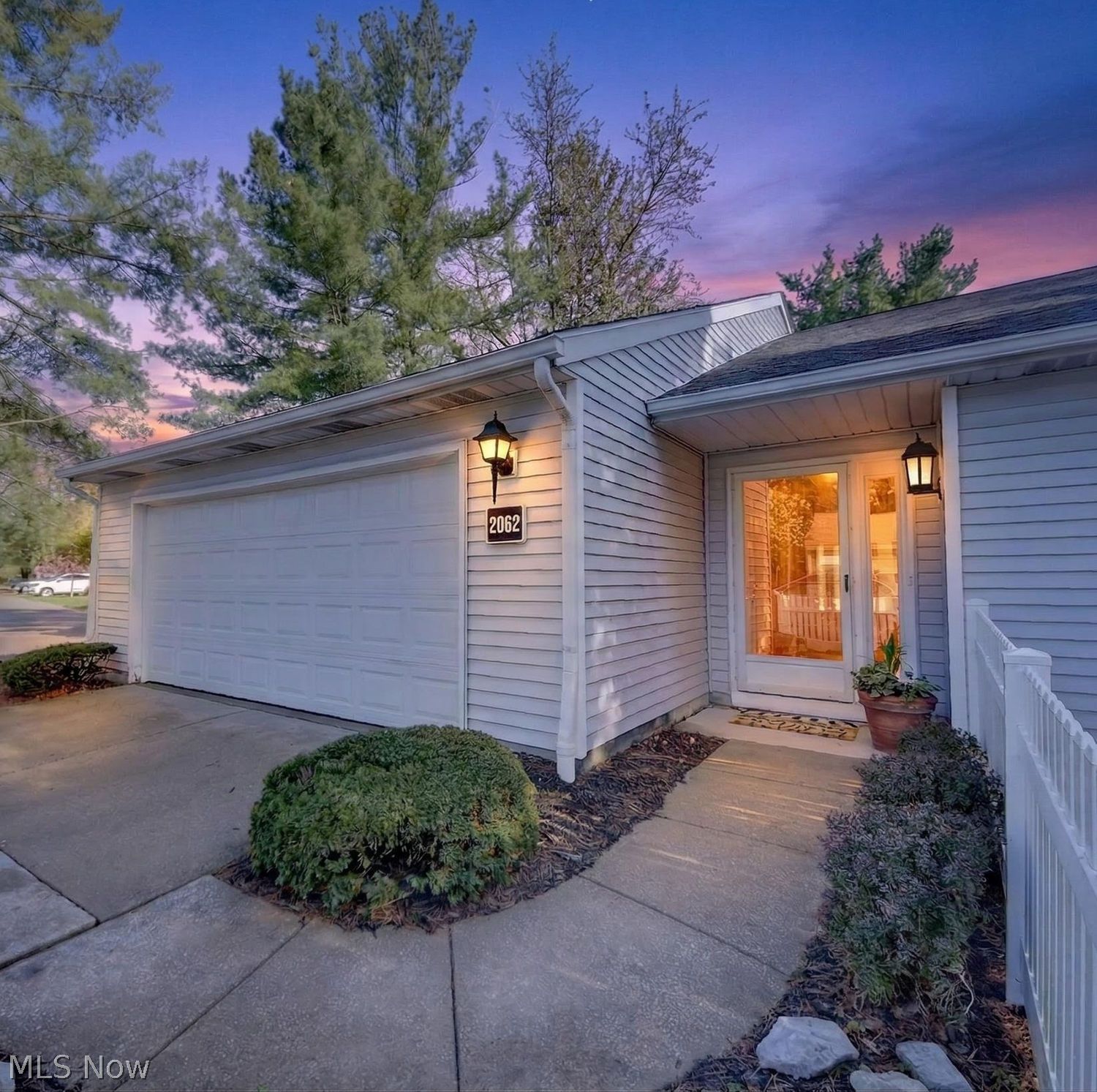2062 Bretton Place Akron OH 44313