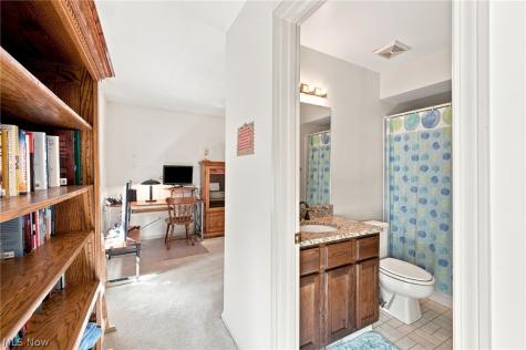 34756 Parkview Lane Willoughby OH 44094