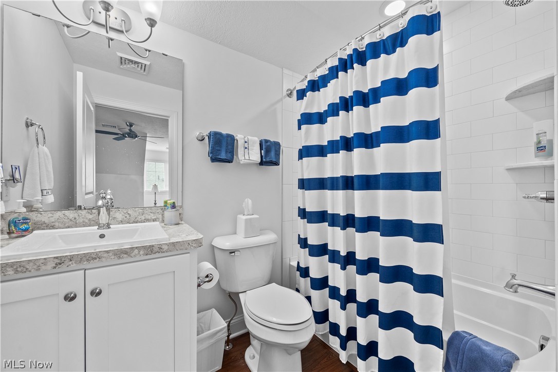 2621 Chateau Drive Port Clinton OH 43452