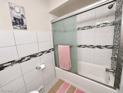 2876 Pease Drive Rocky River OH 44116