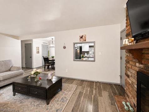 2876 Pease Drive Rocky River OH 44116