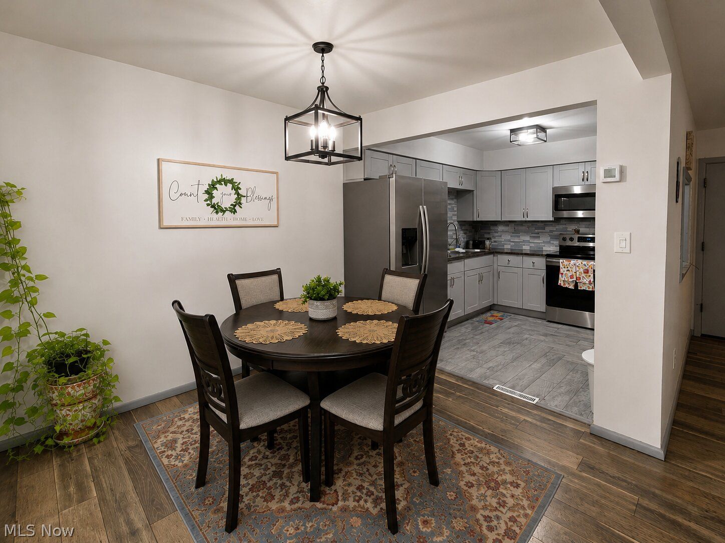 2876 Pease Drive Rocky River OH 44116