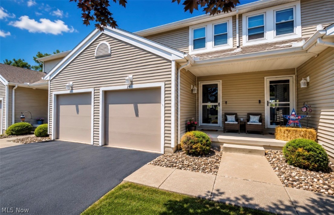 295 Pineview Drive NE Warren OH 44484