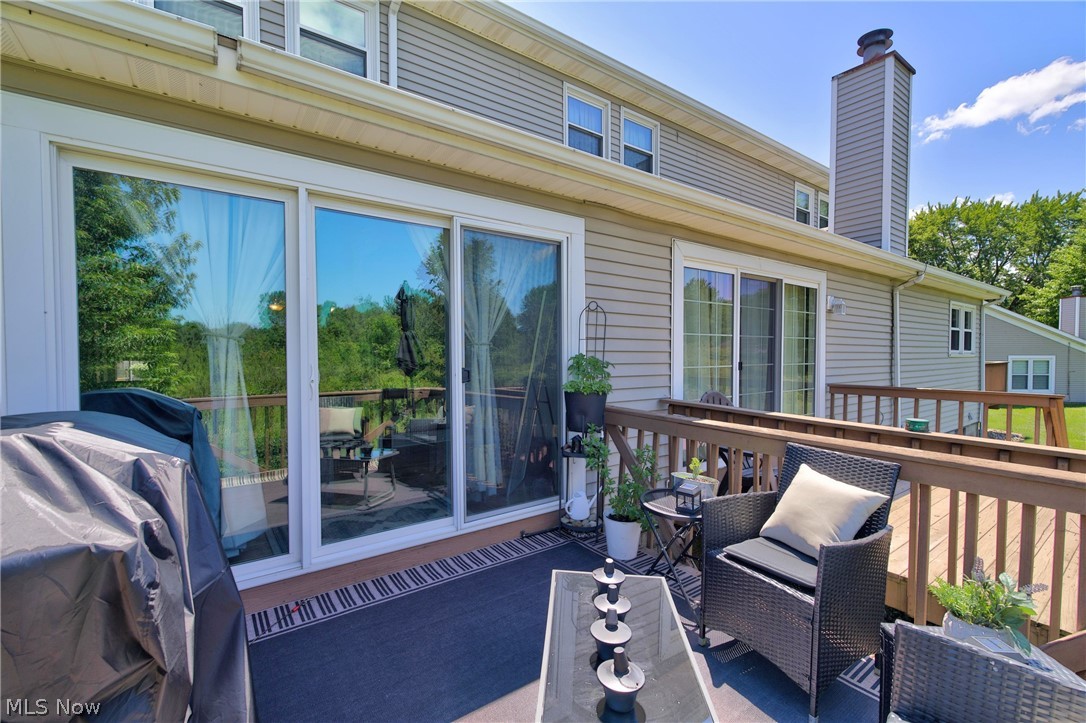 295 Pineview Drive NE Warren OH 44484