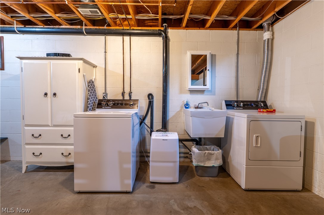 3188 Schneiders Crossing Road NW Dover OH 44622
