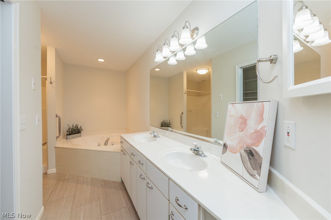 5211 Parkhurst Drive Sheffield Village OH 44054