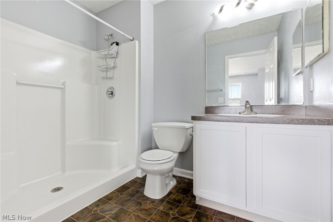 17583 Wildwood Lane Cleveland OH 44119