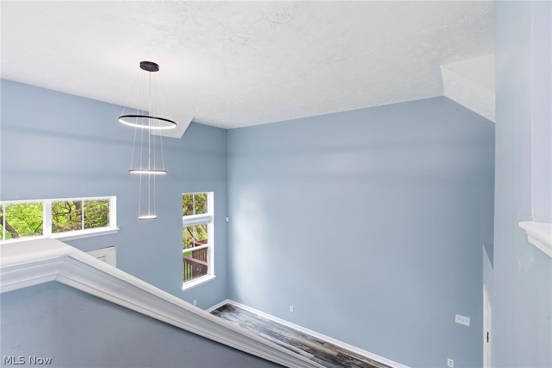 17583 Wildwood Lane Cleveland OH 44119