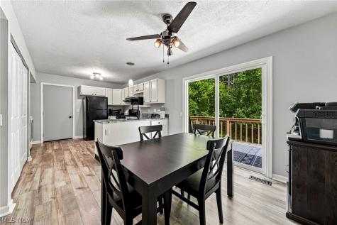 19644 Porters Lane Strongsville OH 44149