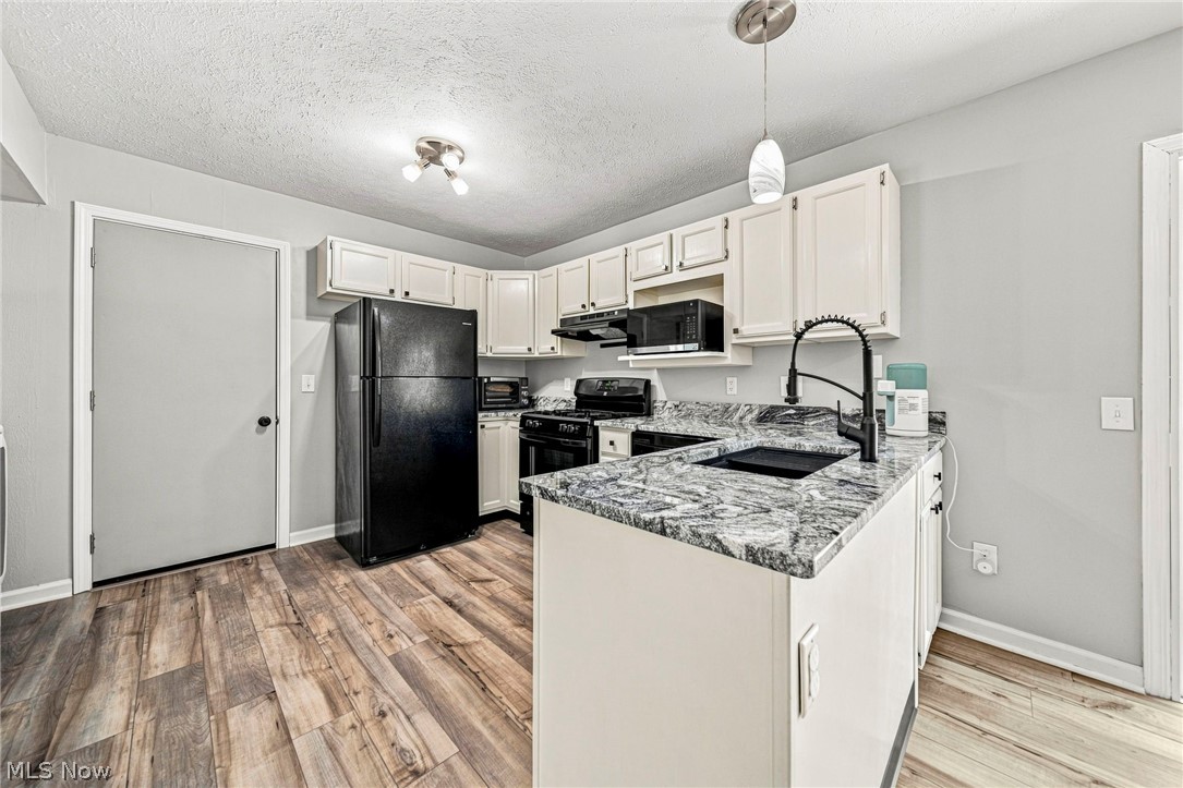 19644 Porters Lane Strongsville OH 44149