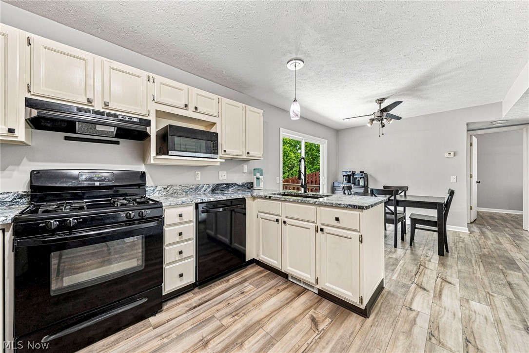 19644 Porters Lane Strongsville OH 44149