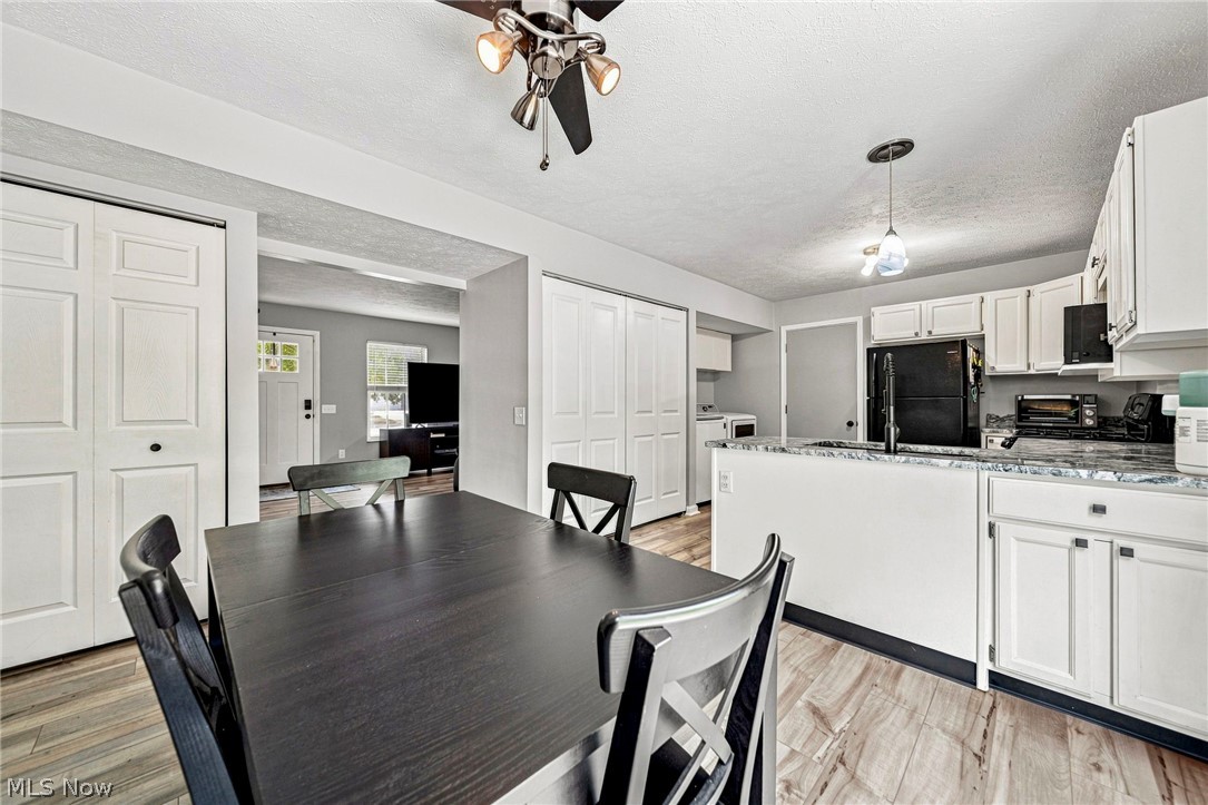 19644 Porters Lane Strongsville OH 44149