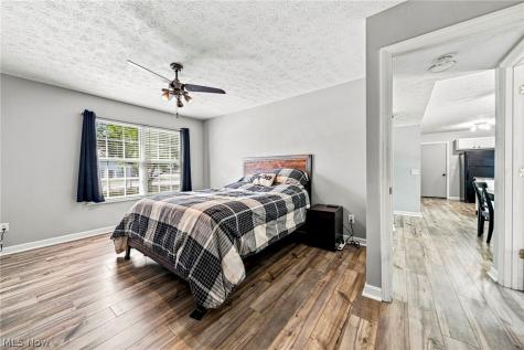19644 Porters Lane Strongsville OH 44149