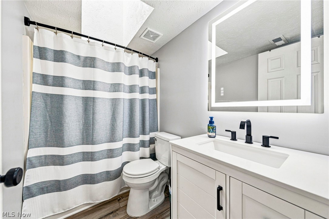 19644 Porters Lane Strongsville OH 44149