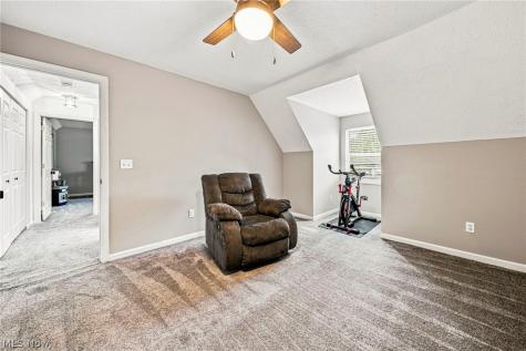 19644 Porters Lane Strongsville OH 44149