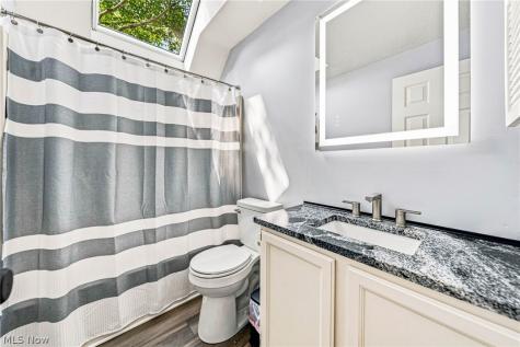 19644 Porters Lane Strongsville OH 44149