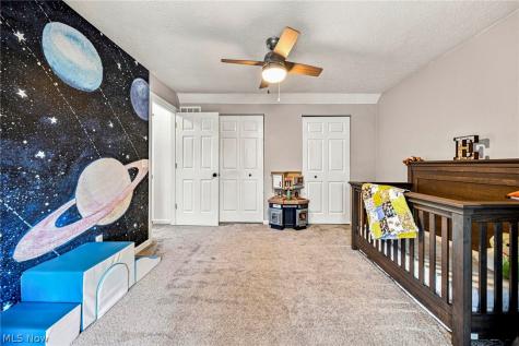 19644 Porters Lane Strongsville OH 44149