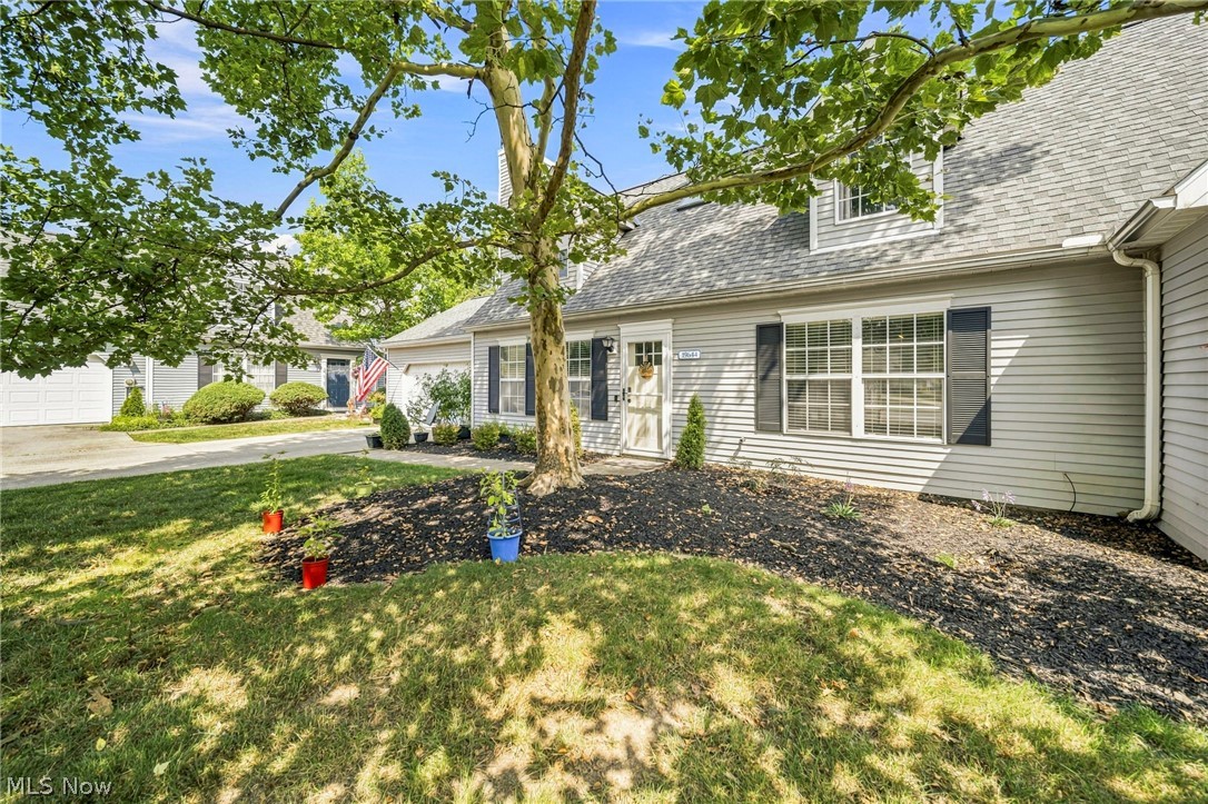 19644 Porters Lane Strongsville OH 44149