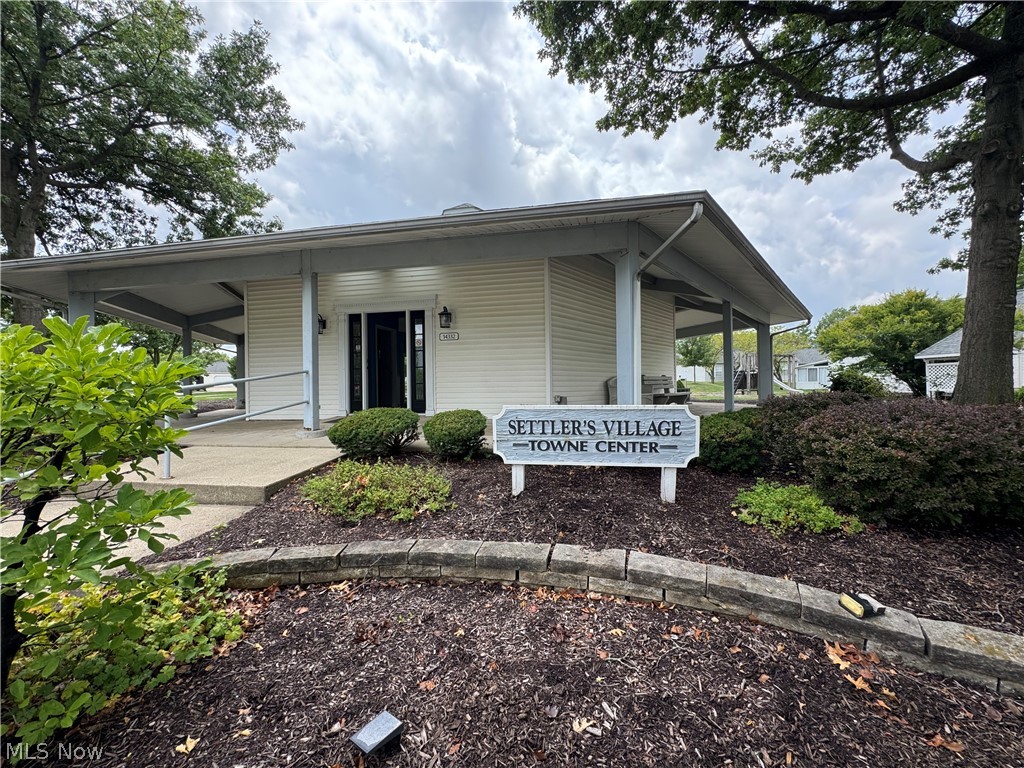 19644 Porters Lane Strongsville OH 44149