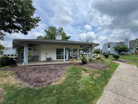19644 Porters Lane Strongsville OH 44149