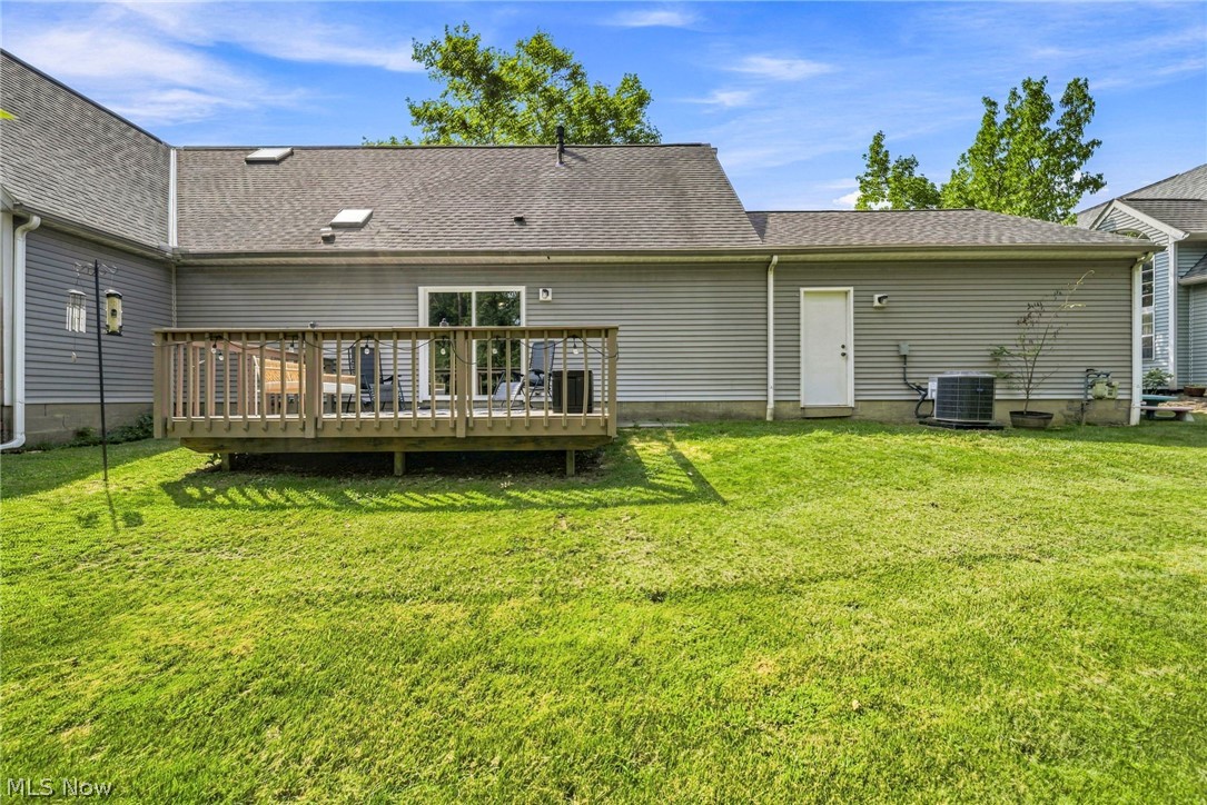 19644 Porters Lane Strongsville OH 44149