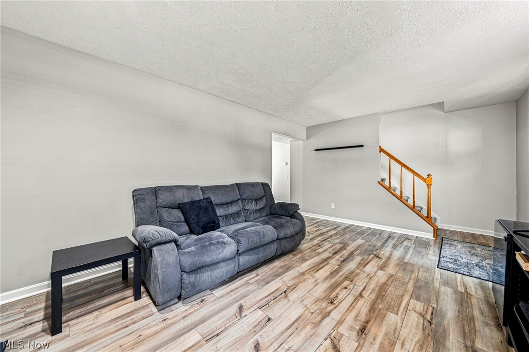19644 Porters Lane Strongsville OH 44149