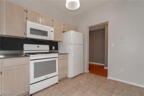 11024 Detroit Avenue Cleveland OH 44102