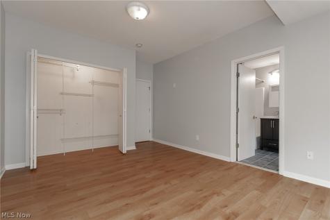 11024 Detroit Avenue Cleveland OH 44102