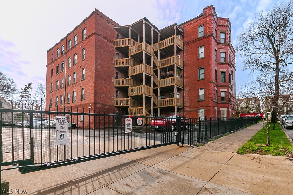11024 Detroit Avenue Cleveland OH 44102
