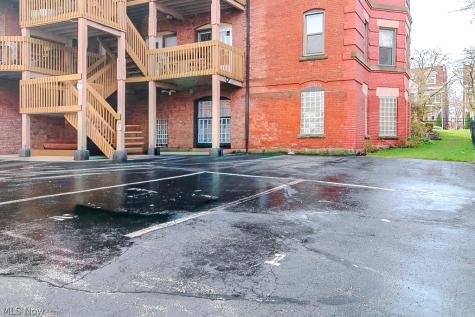 11024 Detroit Avenue Cleveland OH 44102