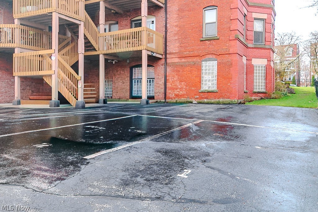 11024 Detroit Avenue Cleveland OH 44102