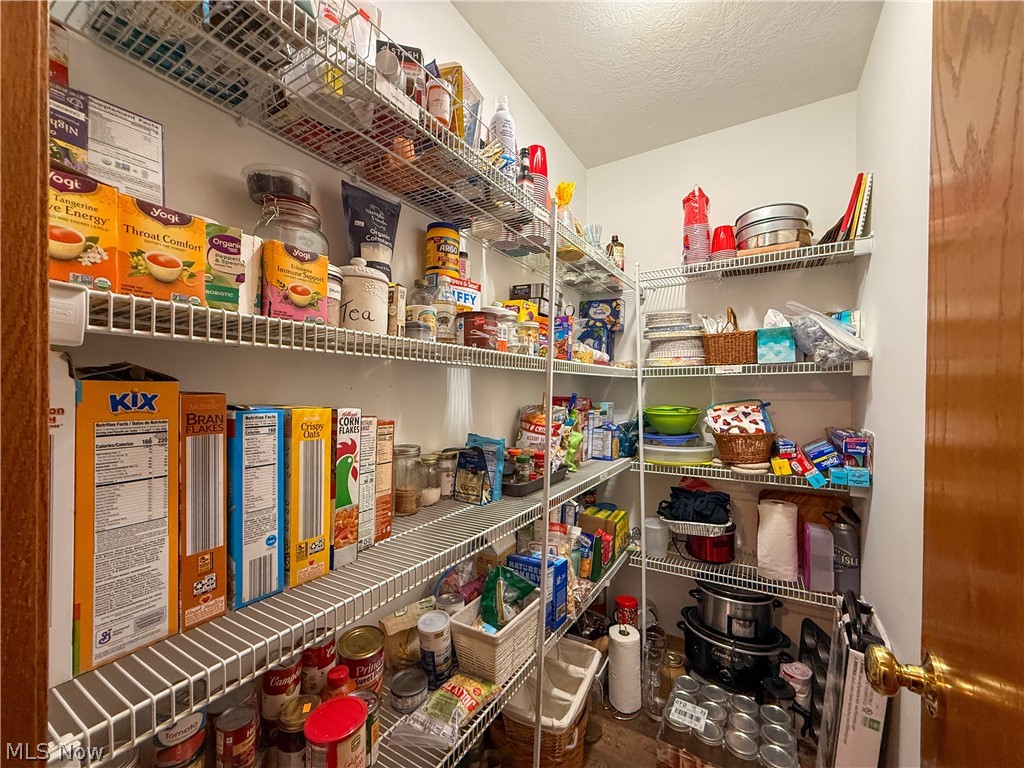 125 Pondview Circle Rittman OH 44270