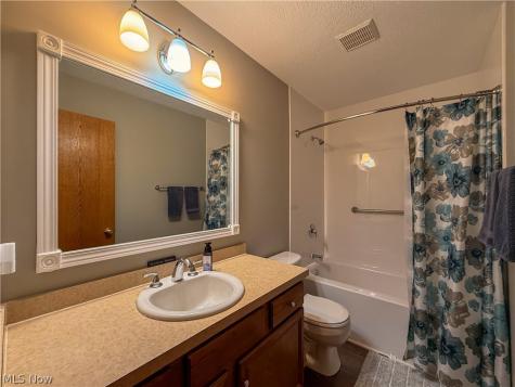 125 Pondview Circle Rittman OH 44270
