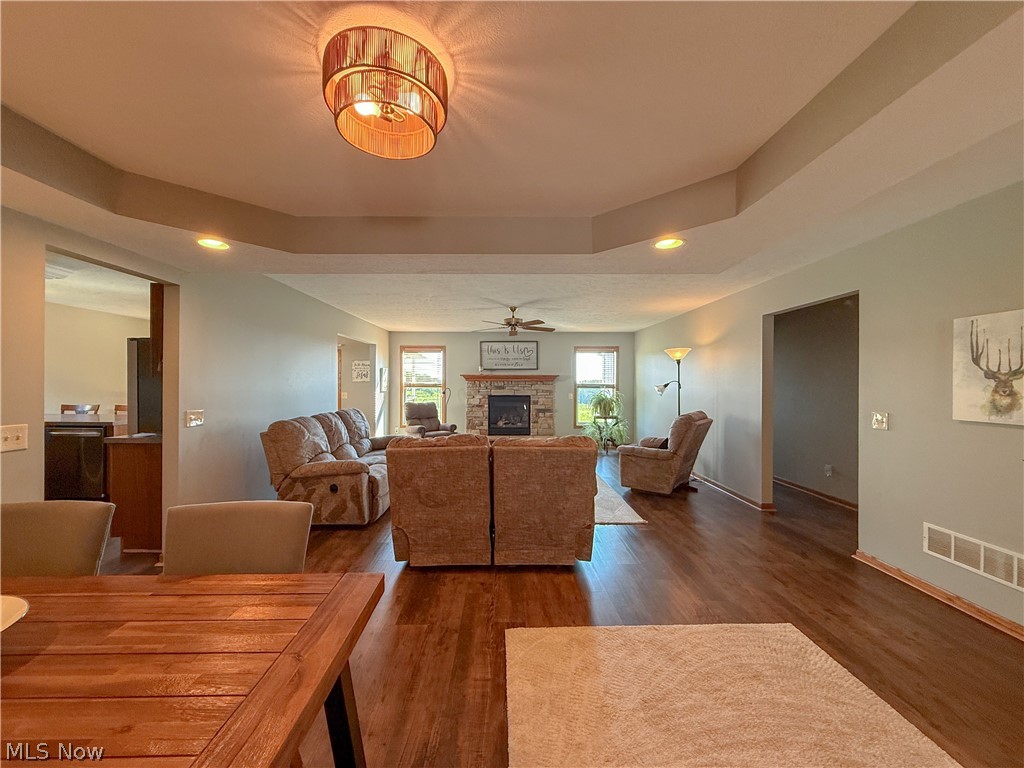 125 Pondview Circle Rittman OH 44270