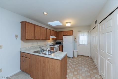 2217 Heather Lane Twinsburg OH 44087
